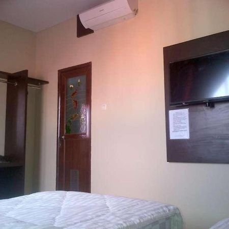 Erin Int Hotel Makassar Ngoại thất bức ảnh