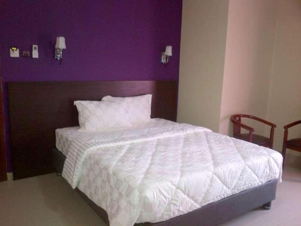 Erin Int Hotel Makassar Ngoại thất bức ảnh